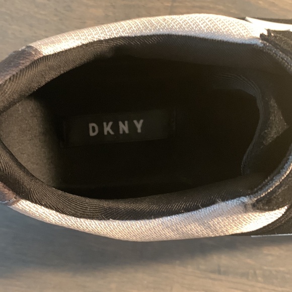 DKNY Marli Slip-On Sneakers - Picture 4 of 14